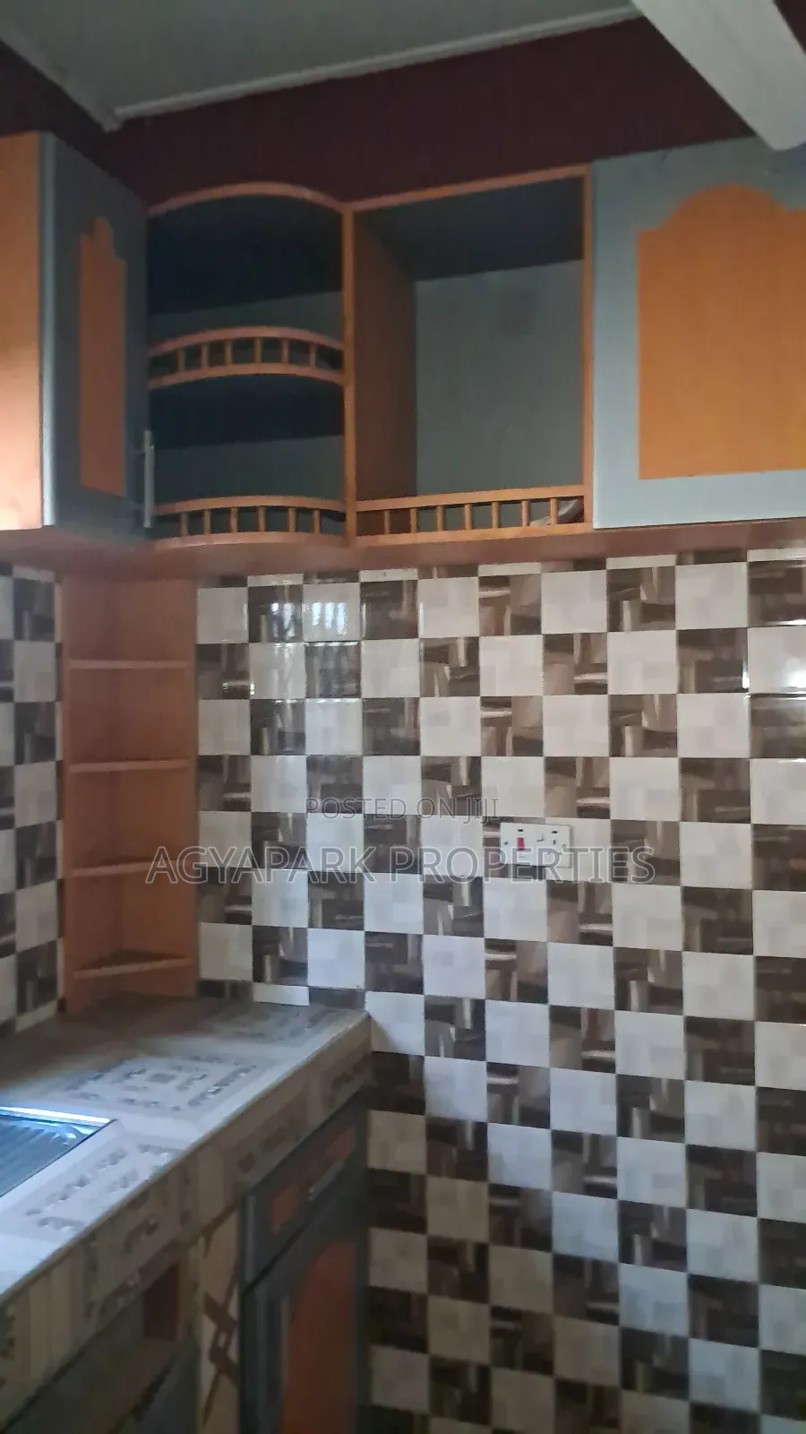 2bdrm Apartment in Doblogono, Amasaman for rent