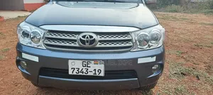 Toyota Fortuner 3.0 D AWD 2012 Gray
