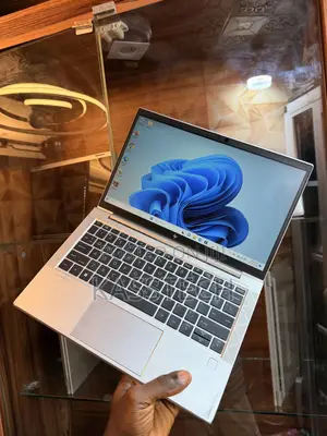 Laptop HP EliteBook 830 G8 8GB AMD Ryzen 5 SSD 256GB
