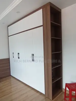 Luxurious Customized Wardrobe