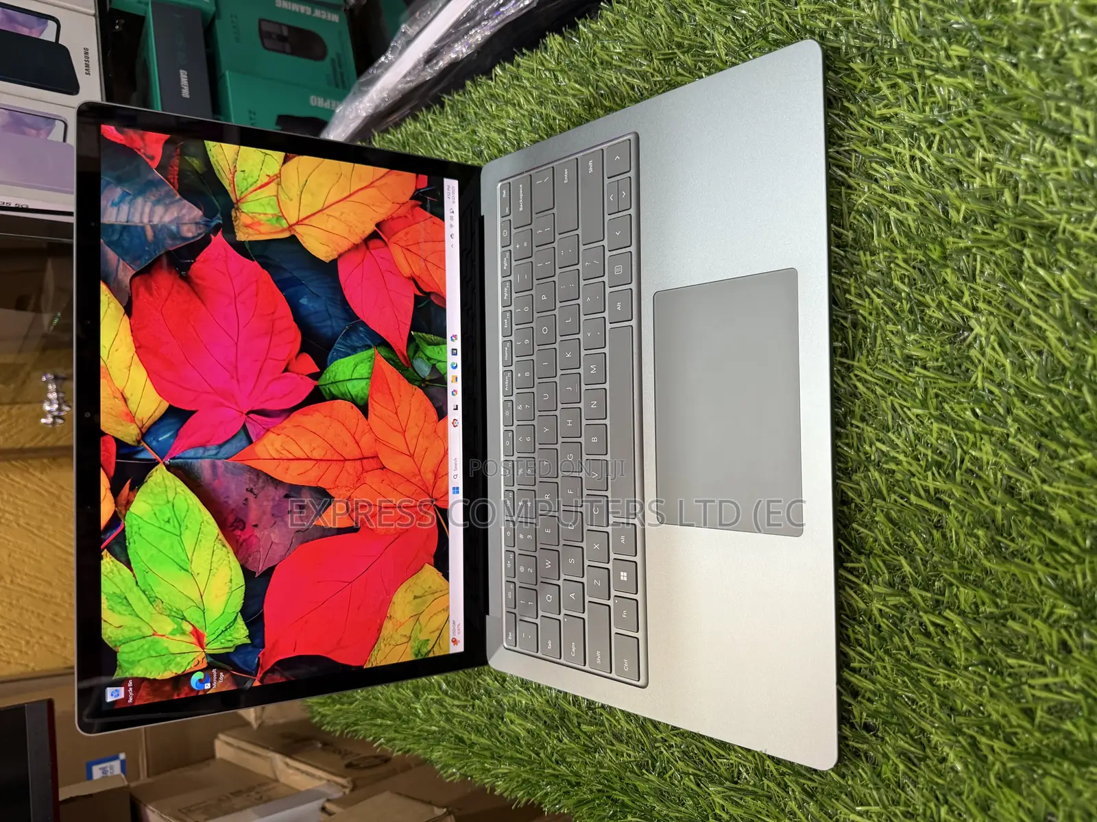 Laptop Microsoft Surface Laptop 5 16GB Intel Core I5 SSD 512GB