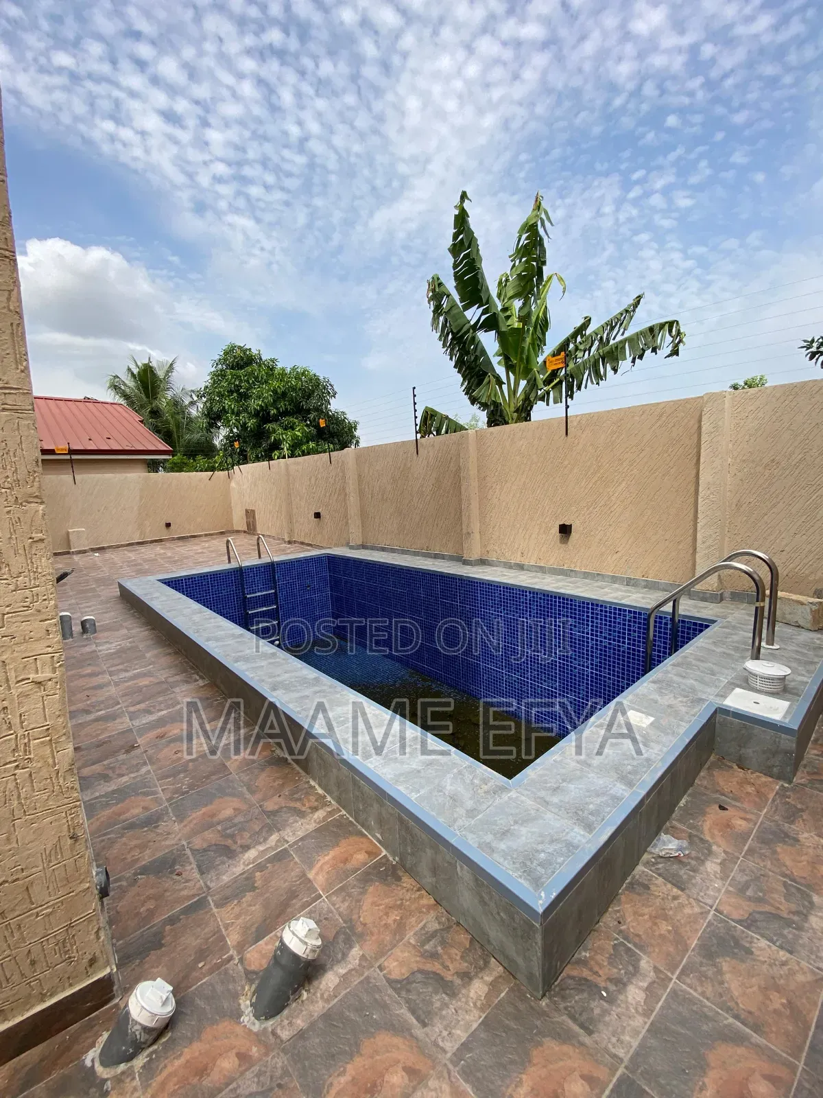 4bdrm House in Ashongman, Ashomang Estate for sale