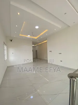 4bdrm House in Ashongman, Ashomang Estate for sale