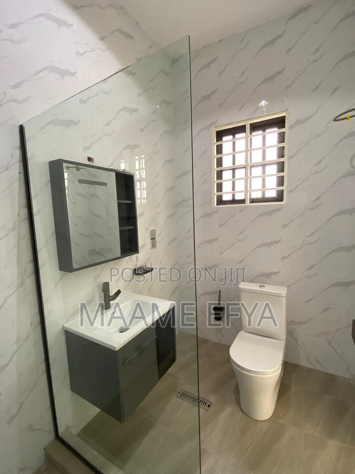 4bdrm House in Ashongman, Ashomang Estate for sale