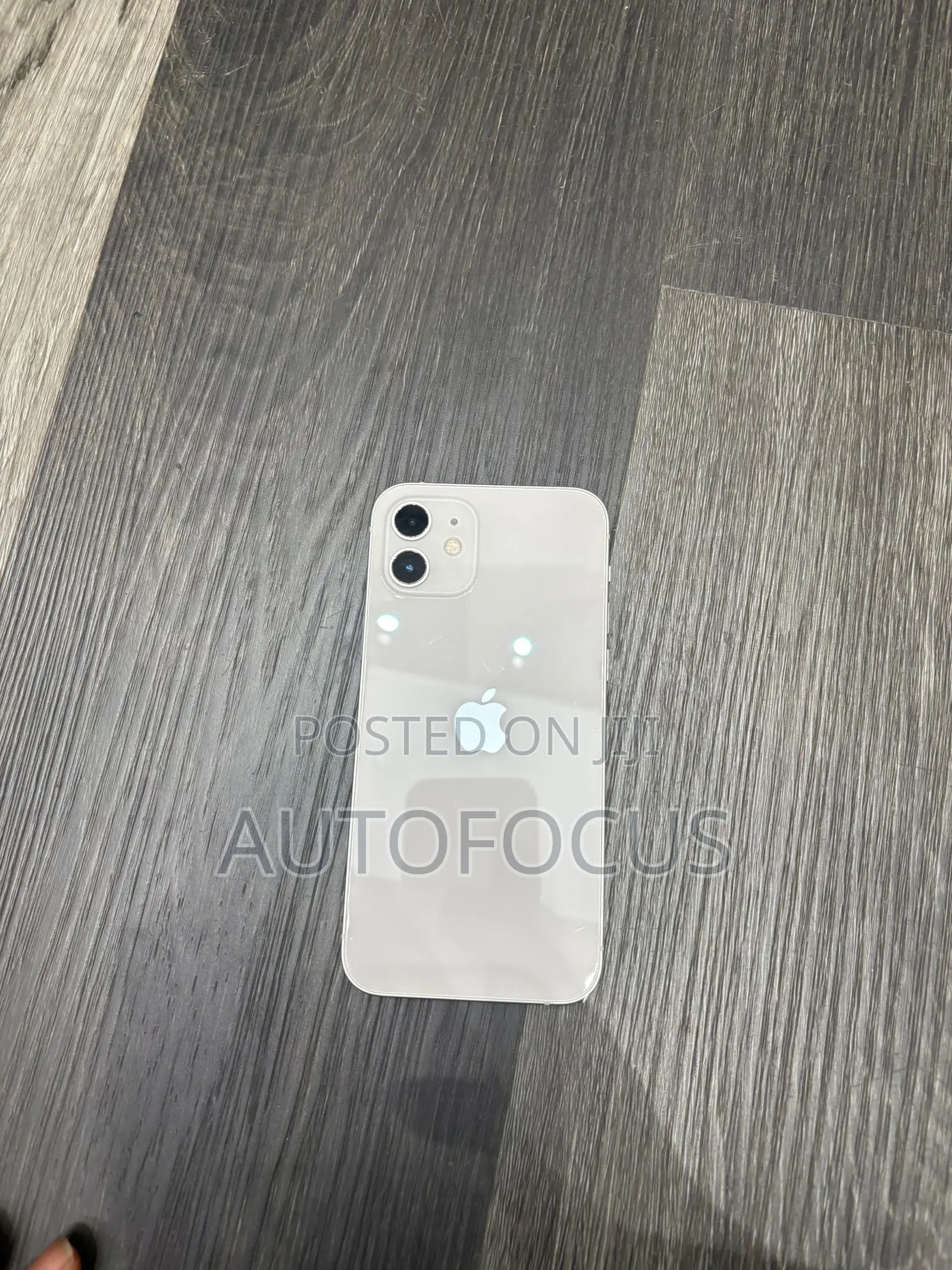 Apple iPhone 12 64 GB White