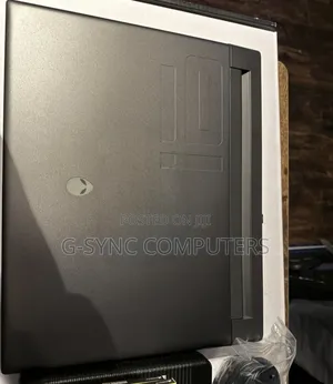 Laptop Dell Allienware M18 R1 32GB Intel Core i7 SSD 1T