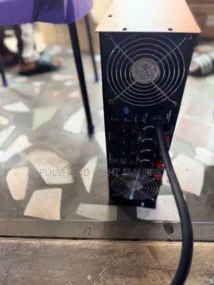 Martin Audio Mt28000 High-Power 4-Channel Professional Audio Amplifier