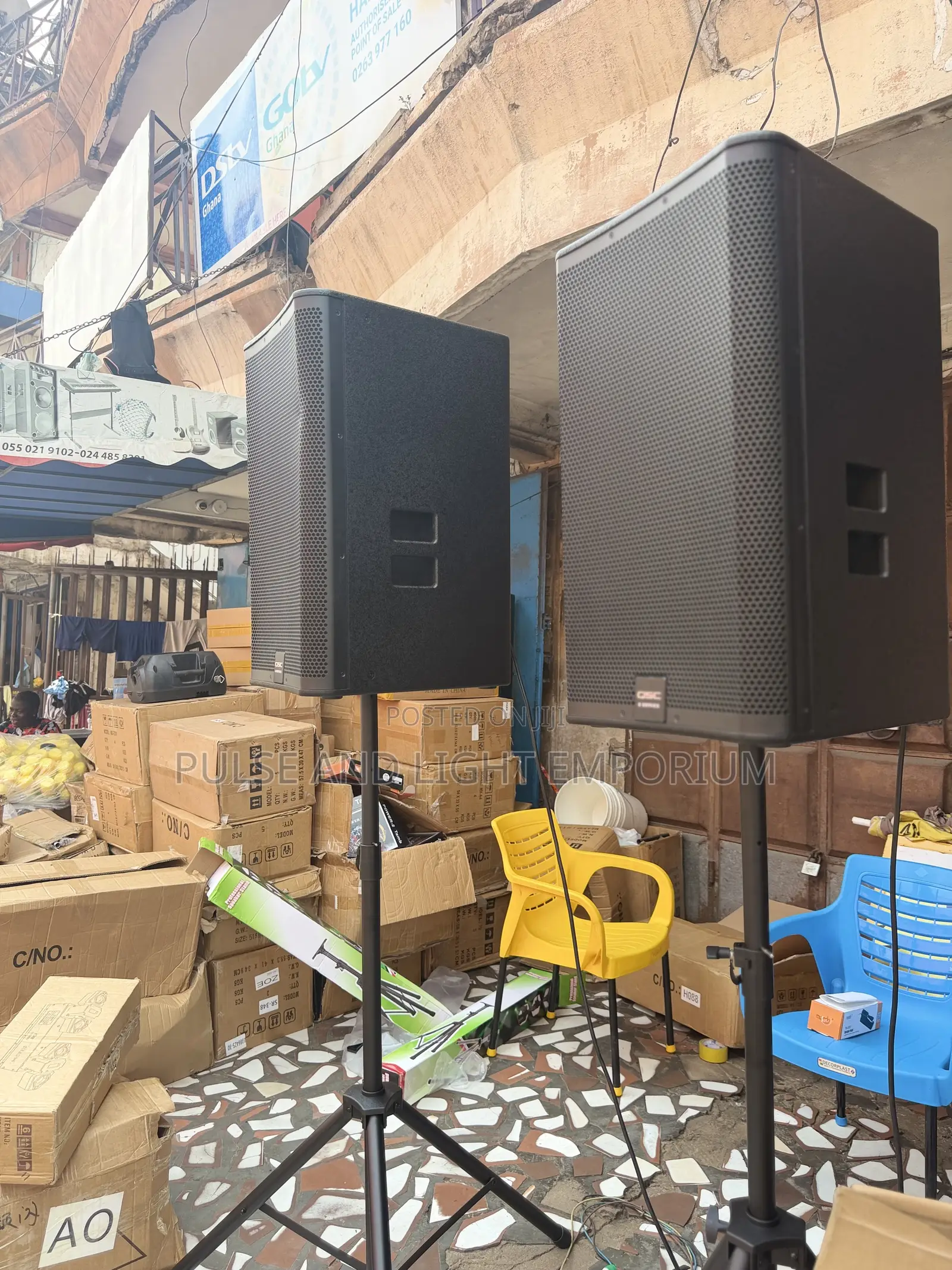 Qsc E115 15" 2-way Passive Loudspeaker