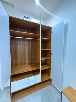 Luxurious Customized Wardrobe