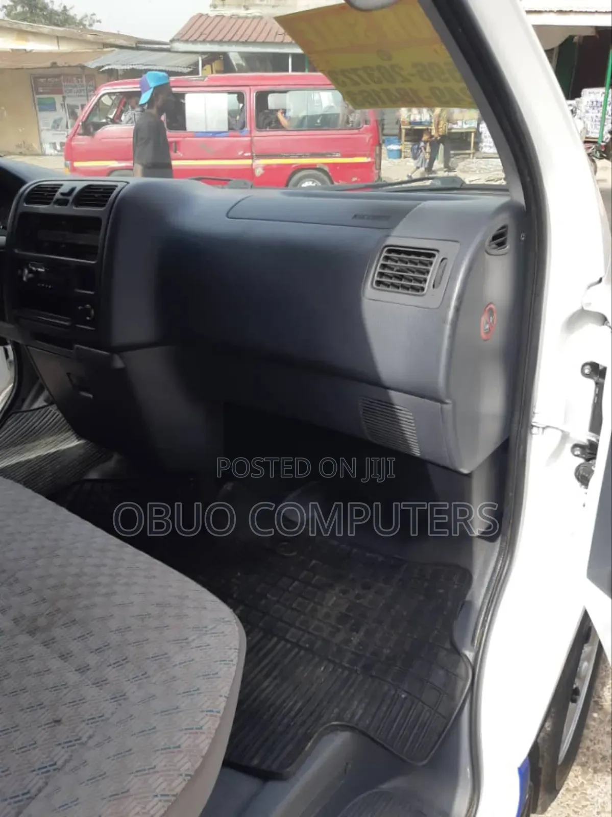 Toyota HiAce 2012 White