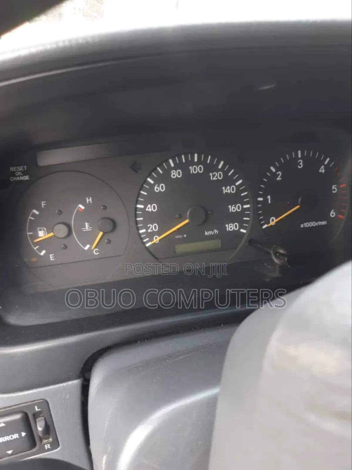 Toyota HiAce 2012 White