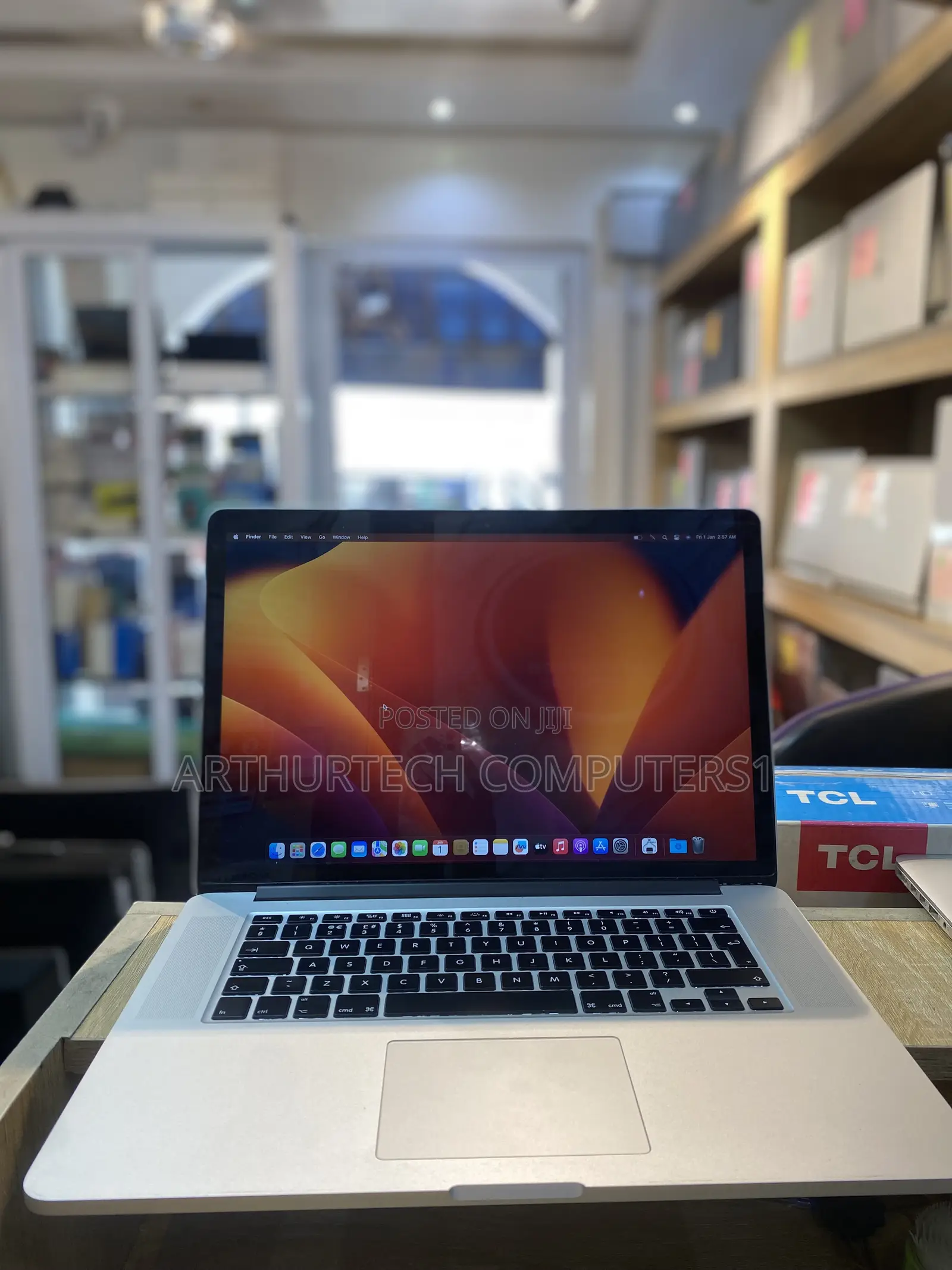 Laptop Apple MacBook Pro 2015 16GB Intel Core i7 SSD 256GB