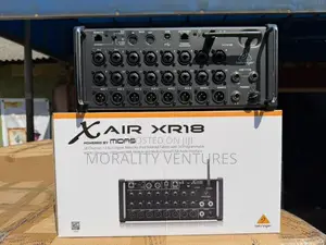 Behringer X Air Xr18 18-Channel Digital Mixer