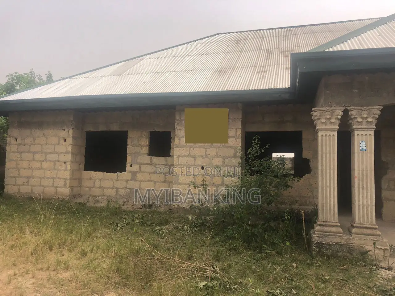 6bdrm House in Kwabre for sale