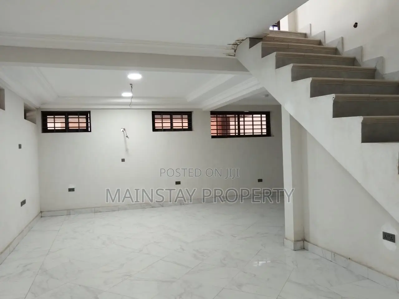 5bdrm House in Mainstay Estates, Tema Metropolitan for rent