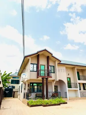 7bdrm Mansion in Hometrust Properties, East Legon for sale