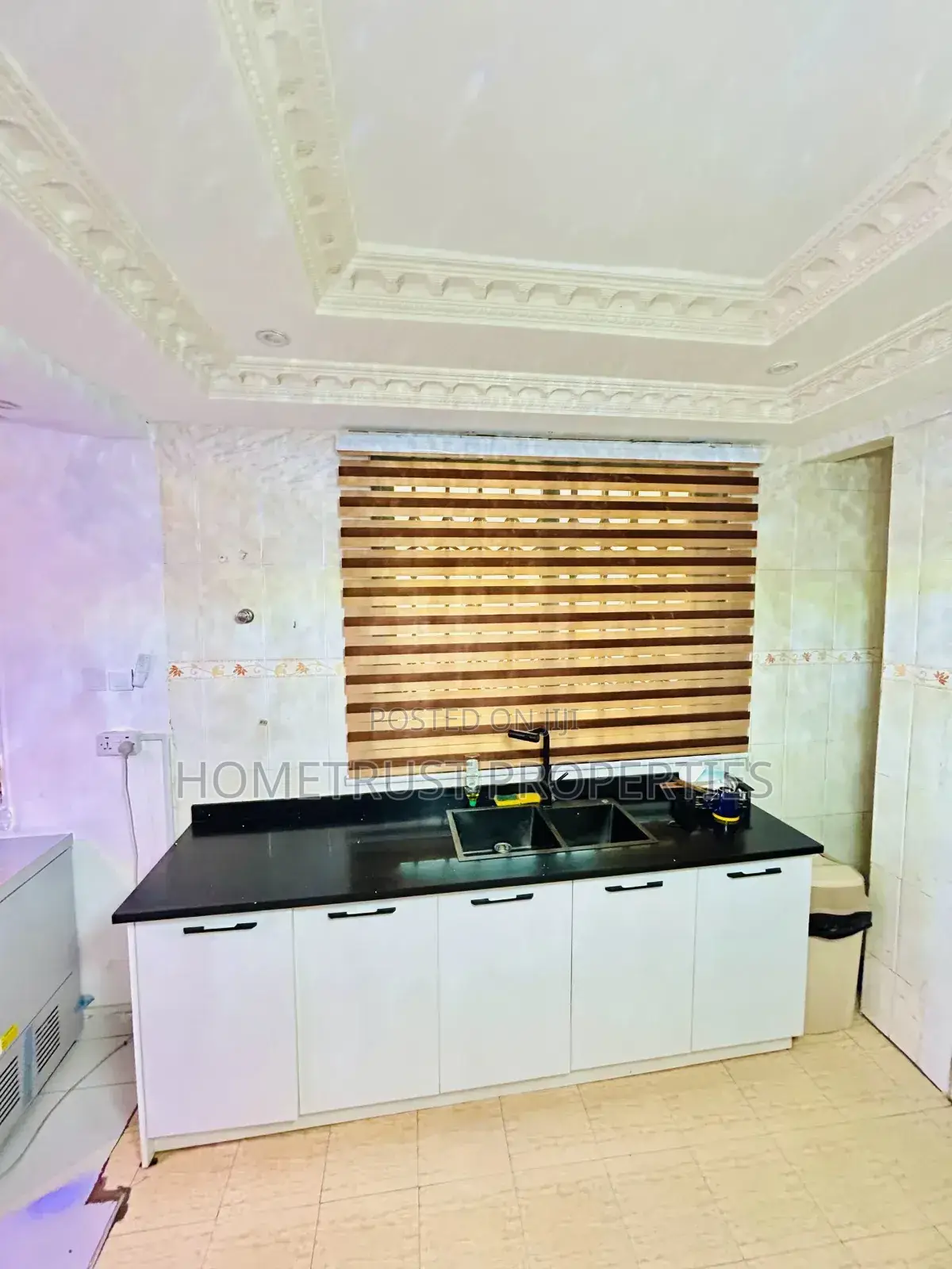 7bdrm Mansion in Hometrust Properties, East Legon for sale
