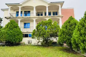 7bdrm House in McCarthy Hill for sale