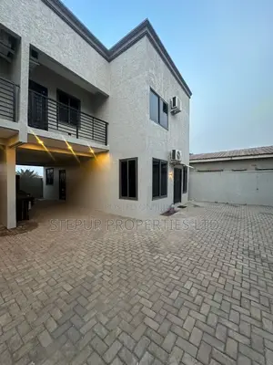 3bdrm Townhouse / Terrace in Lakeside for rent