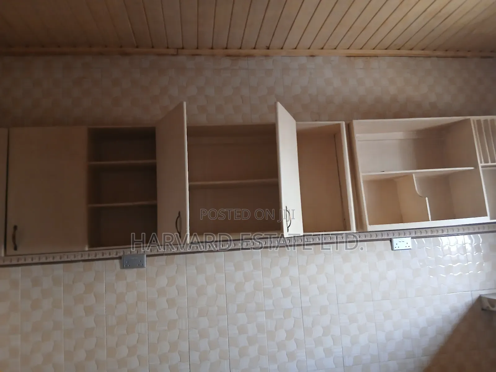 3bdrm Apartment in Tech Kotei Knust, Kumasi Metropolitan for rent