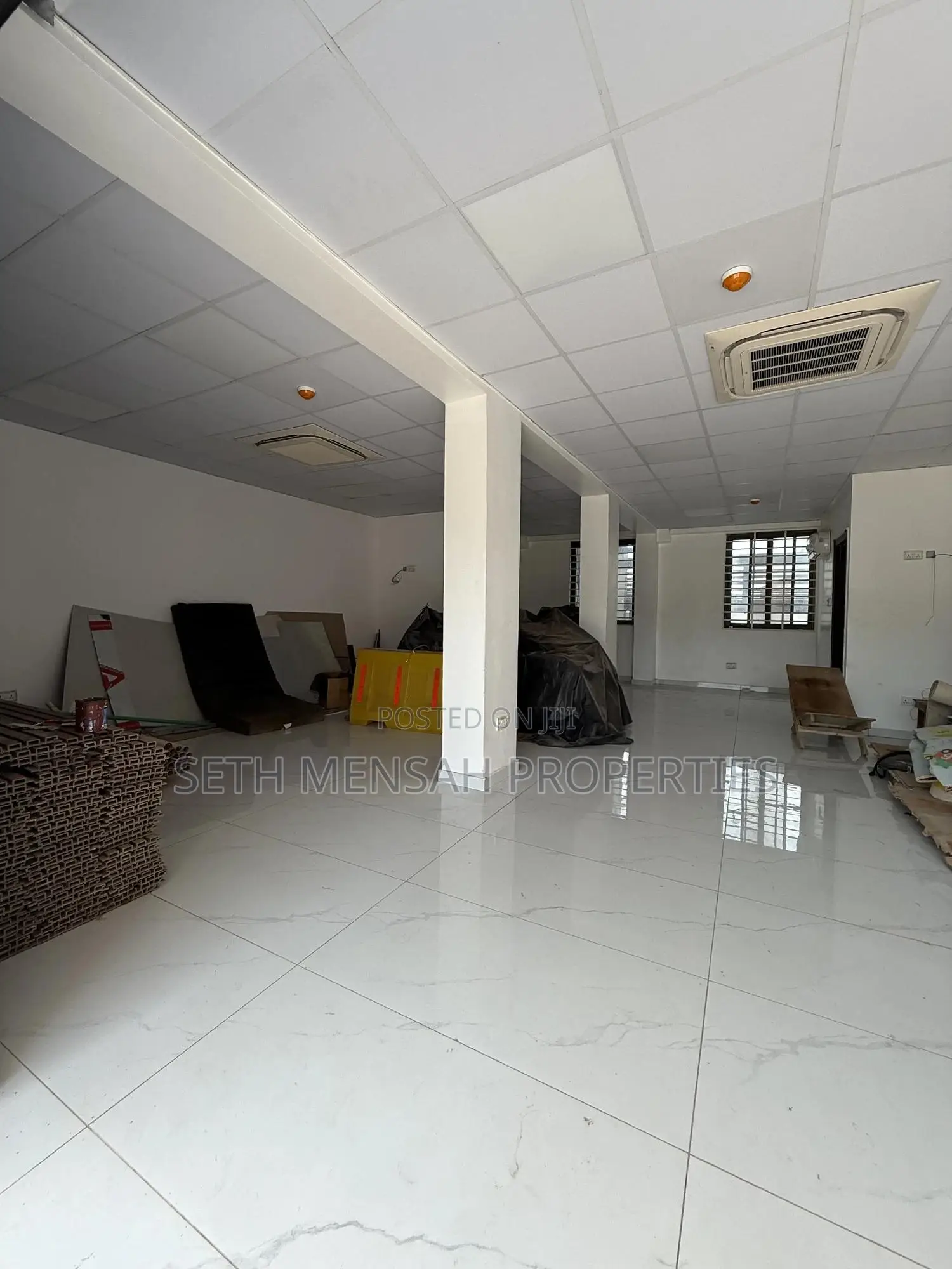 Shops Available for Rent at Adjriganor