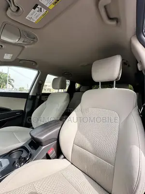 Hyundai Santa Fe SE AWD 2016 Silver