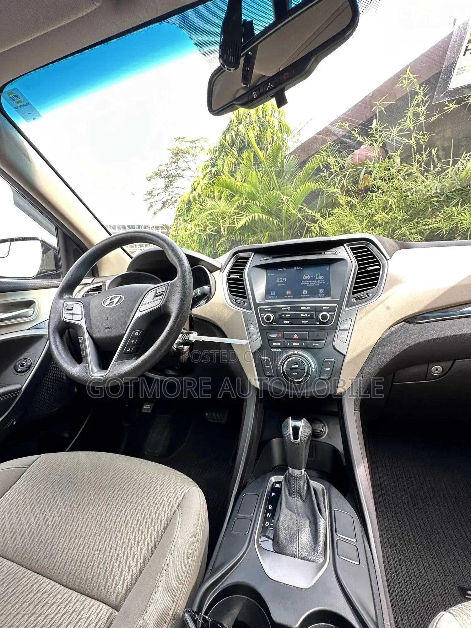 Hyundai Santa Fe SE AWD 2016 Silver