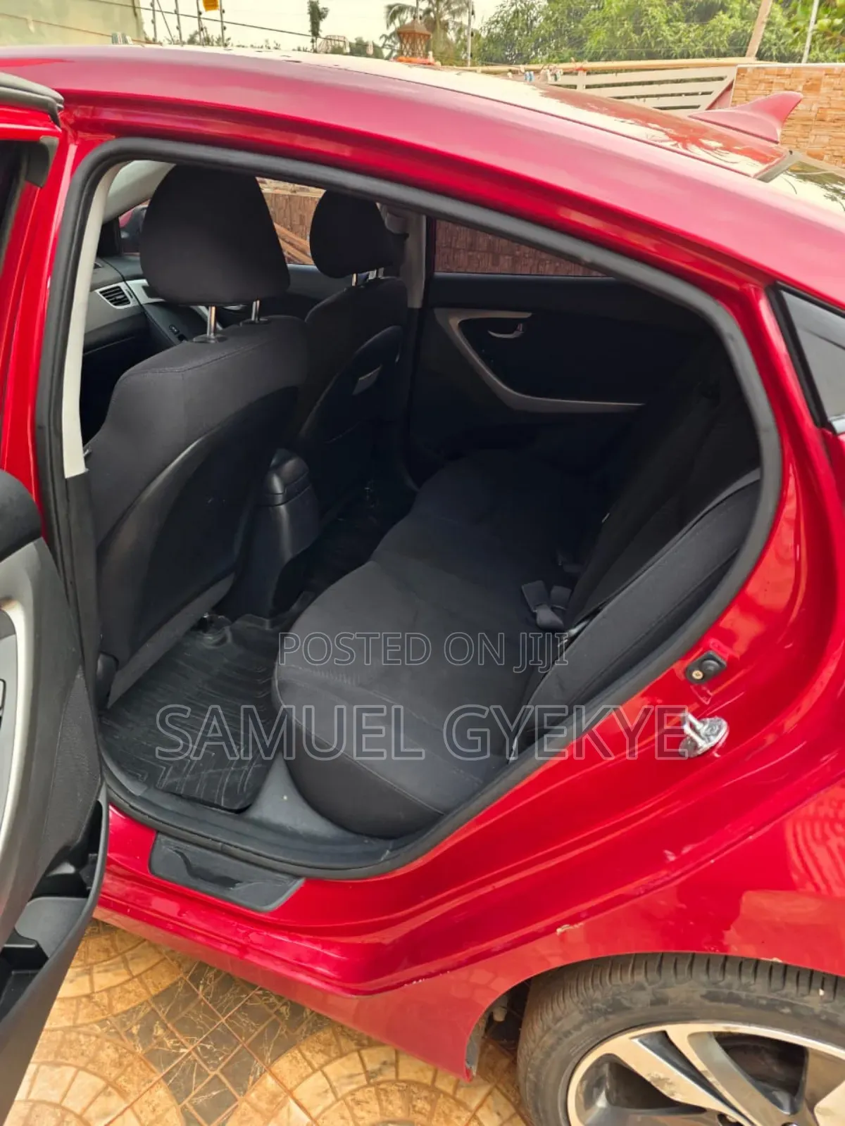 Hyundai Elantra SE Sedan FWD (1.8L 4cyl 6M) 2016 Red
