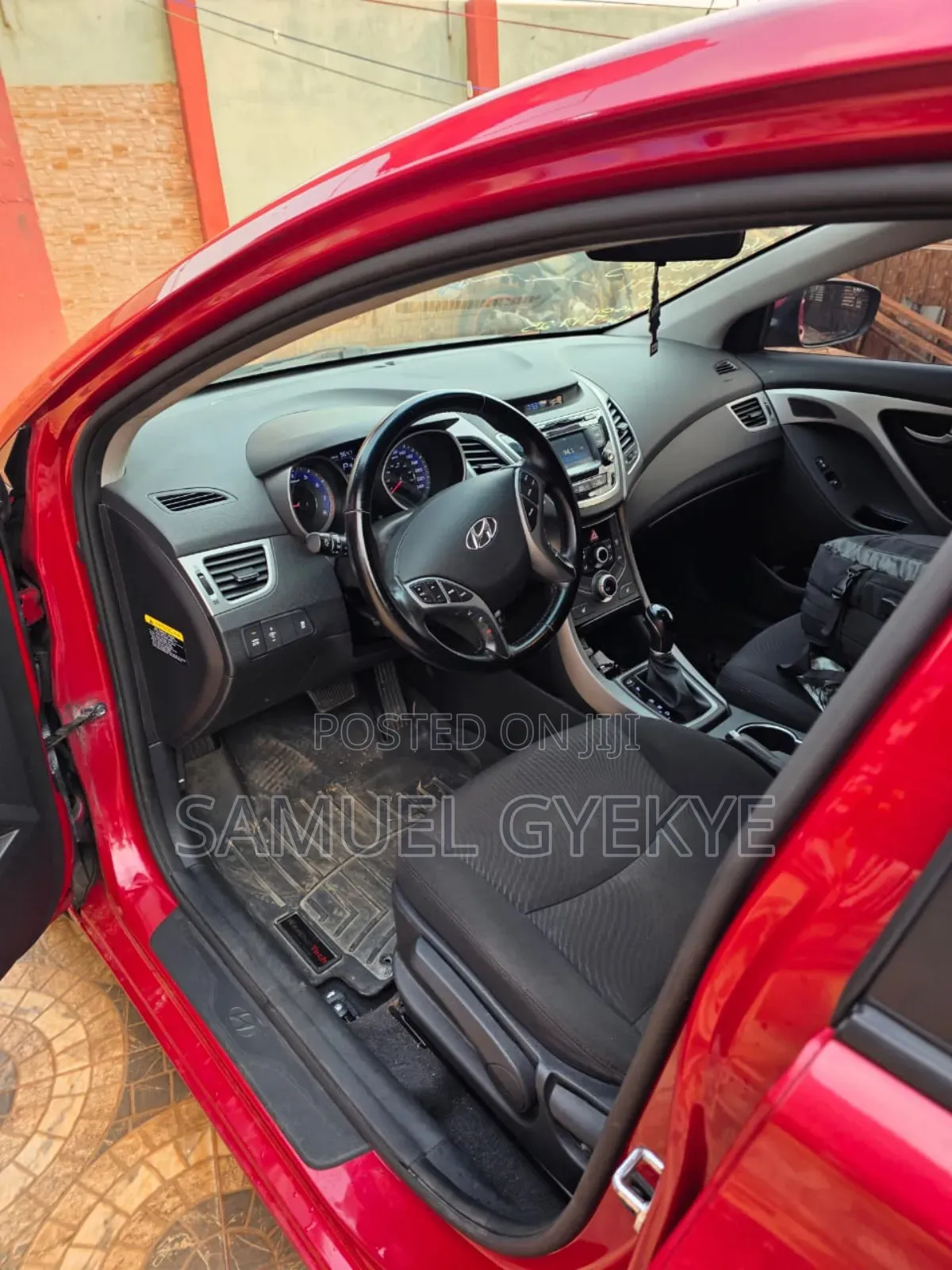 Hyundai Elantra SE Sedan FWD (1.8L 4cyl 6M) 2016 Red