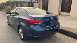 Hyundai Elantra SE Sedan FWD (1.8L 4cyl 6M) 2016 Blue