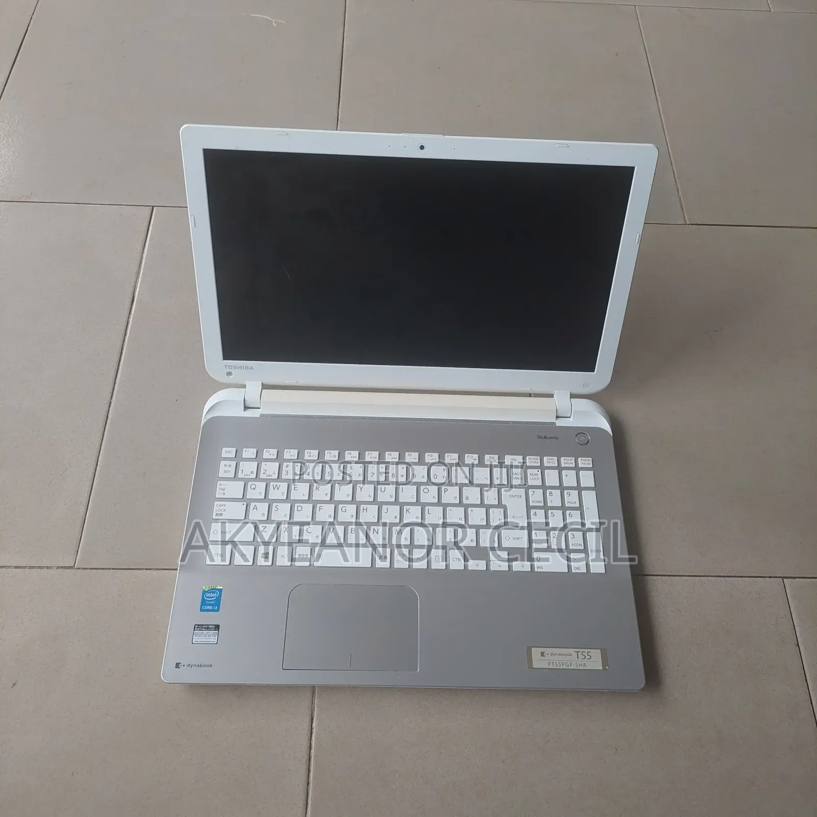 Laptop Toshiba Dynabook t552 8GB Intel Core i3 HDD 500GB