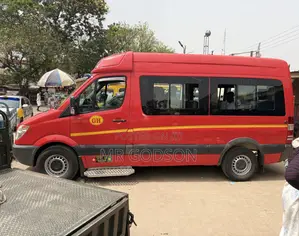 Mercedes-Benz Sprinter 2012 Red