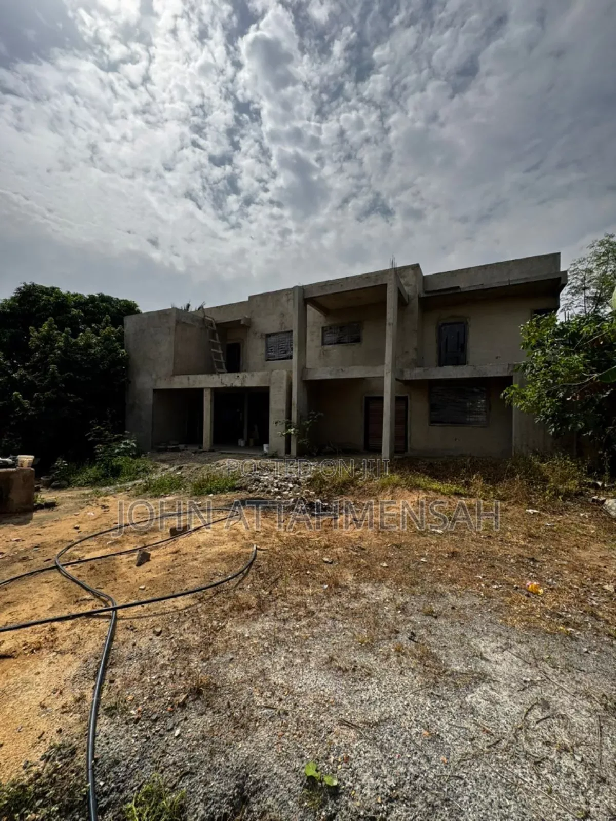 Iincomplete 4 Bedrooms at Kwabenya Brekusu