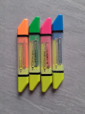 Twin Liner Highlighter Marker