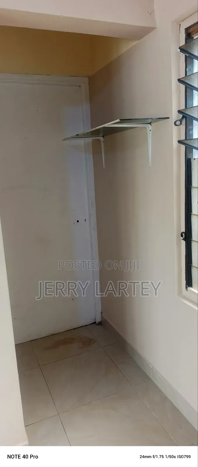 1bdrm House in Dansoman Control for rent