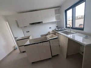 3bdrm Townhouse/Terrace in Achimota for sale