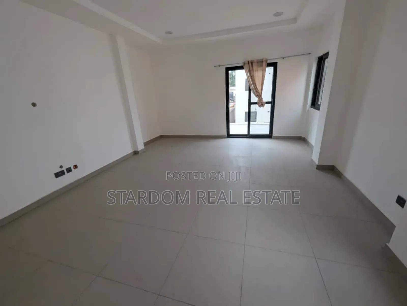 3bdrm Townhouse/Terrace in Achimota for sale