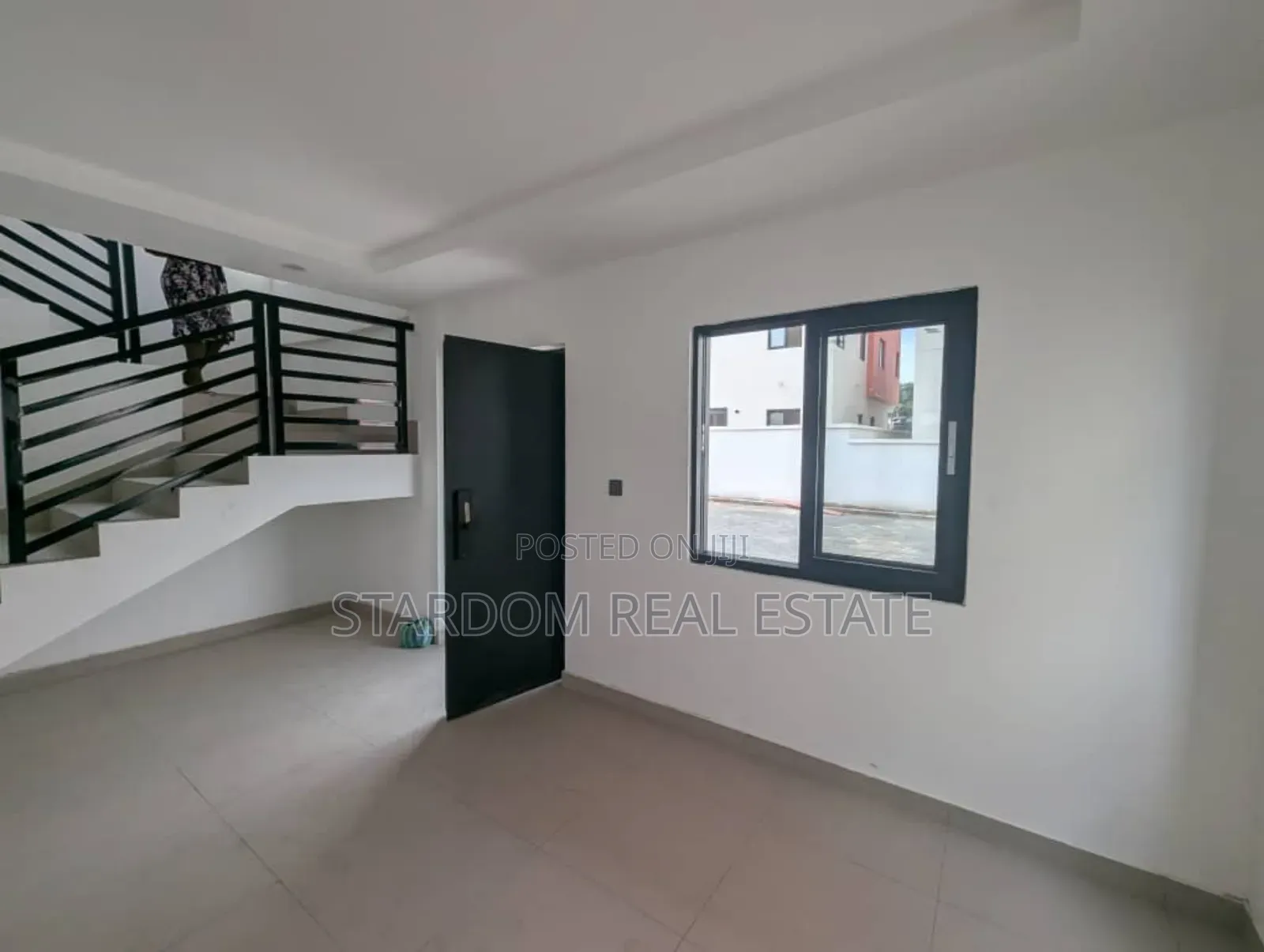 3bdrm Townhouse/Terrace in Achimota for sale