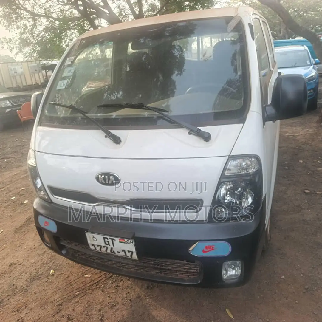 White Kia Bongo 3 Commercial Truck