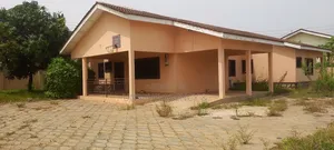 3bdrm Bungalow in Tema Metropolitan for rent