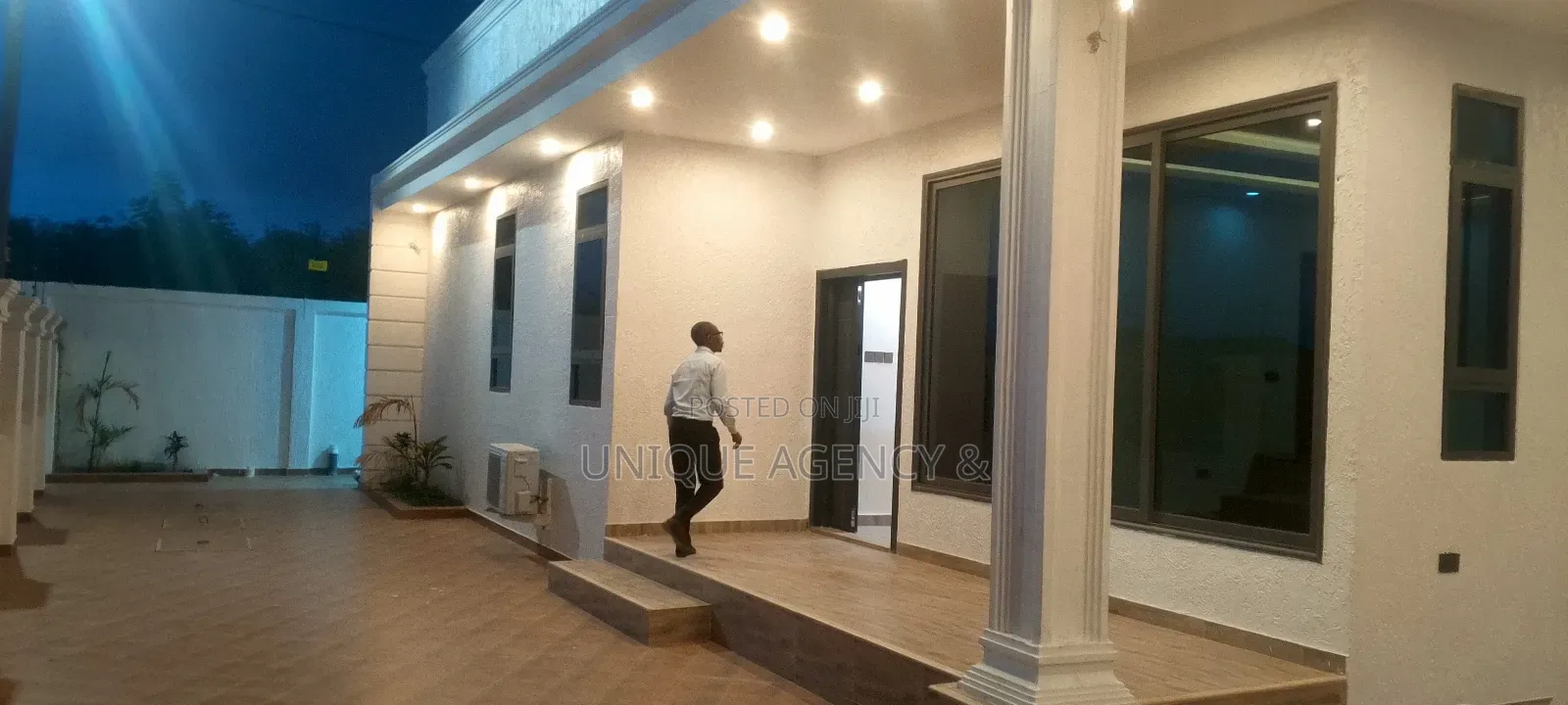 3bdrm Bungalow in Tema Metropolitan for rent