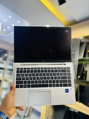Laptop HP EliteBook 840 G8 8GB Intel Core i5 SSD 256GB