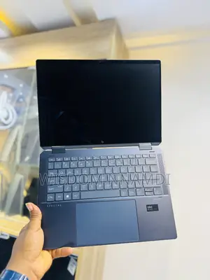 New Laptop HP Spectre 14 32GB Intel Core Ultra 7 SSD 2T
