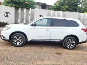 Mitsubishi Outlander ES S-AWC 2020 White