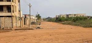 Great Value in Plots / Tema Community 25