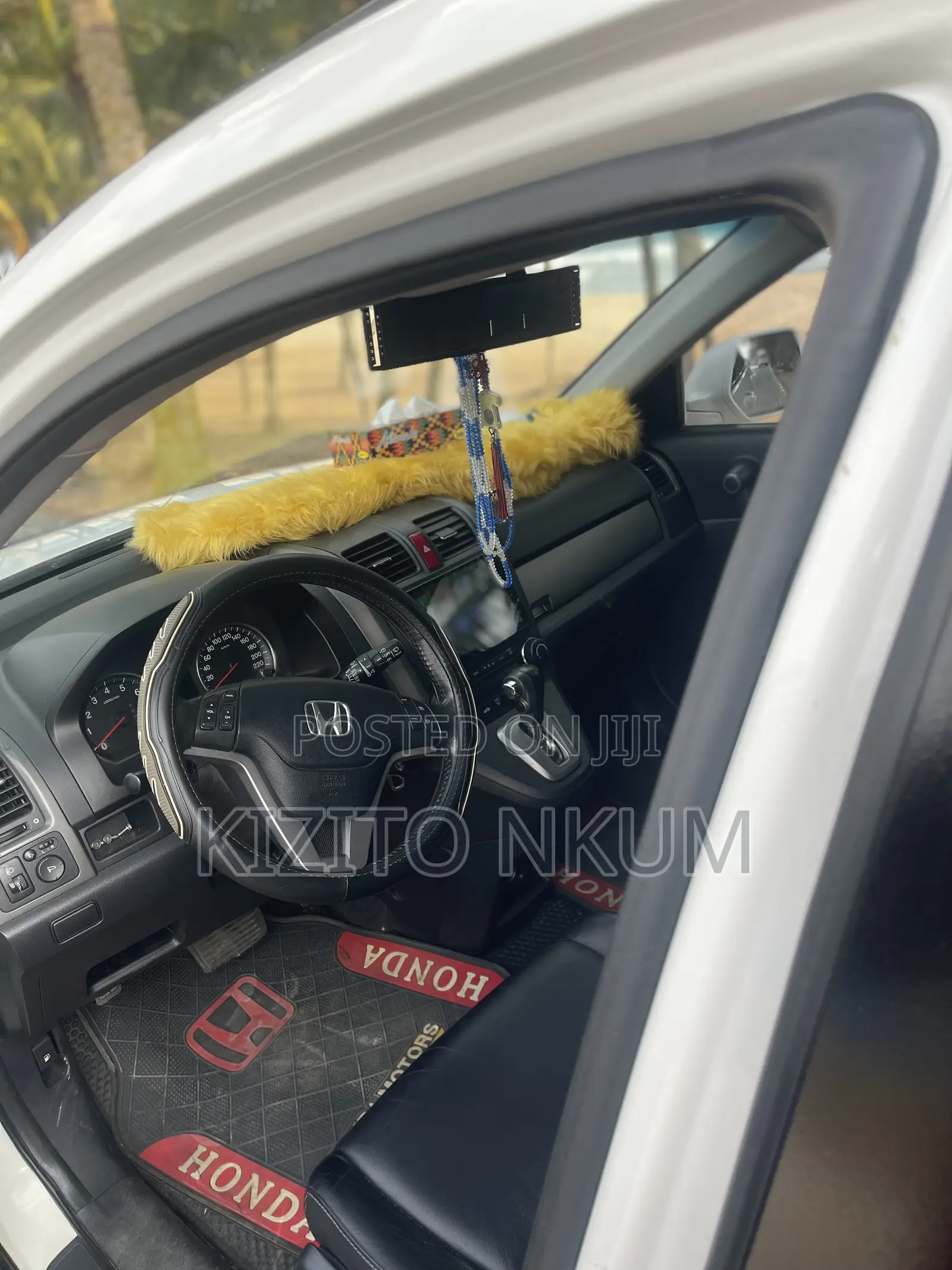 Honda CR-V 2010 White
