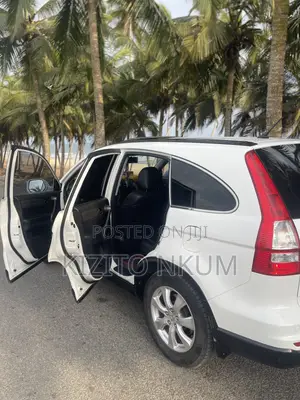 Honda CR-V 2010 White