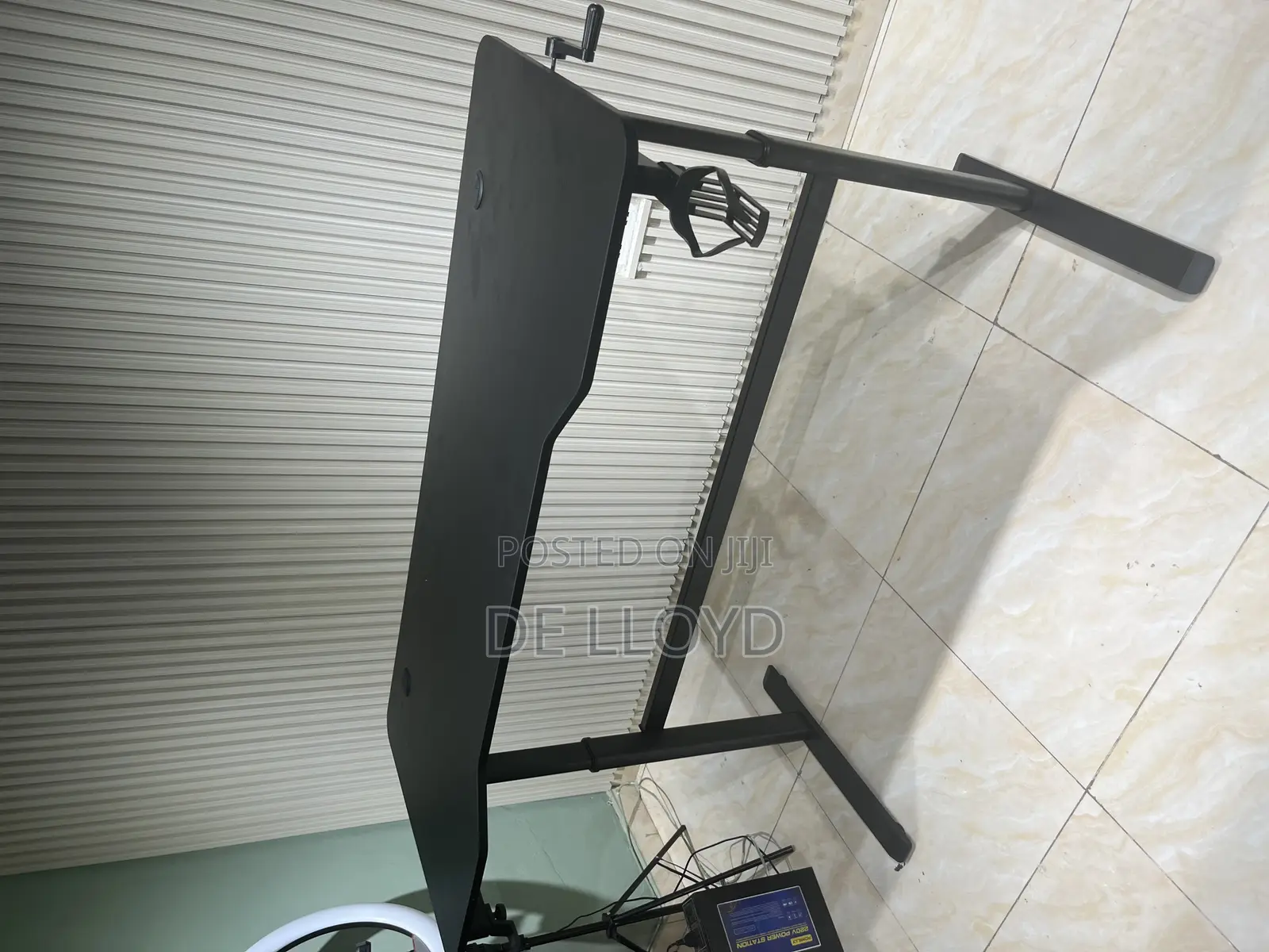 Manual Adjustable