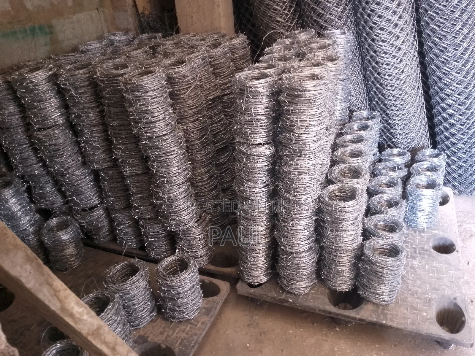 Galvanized Barbwire
