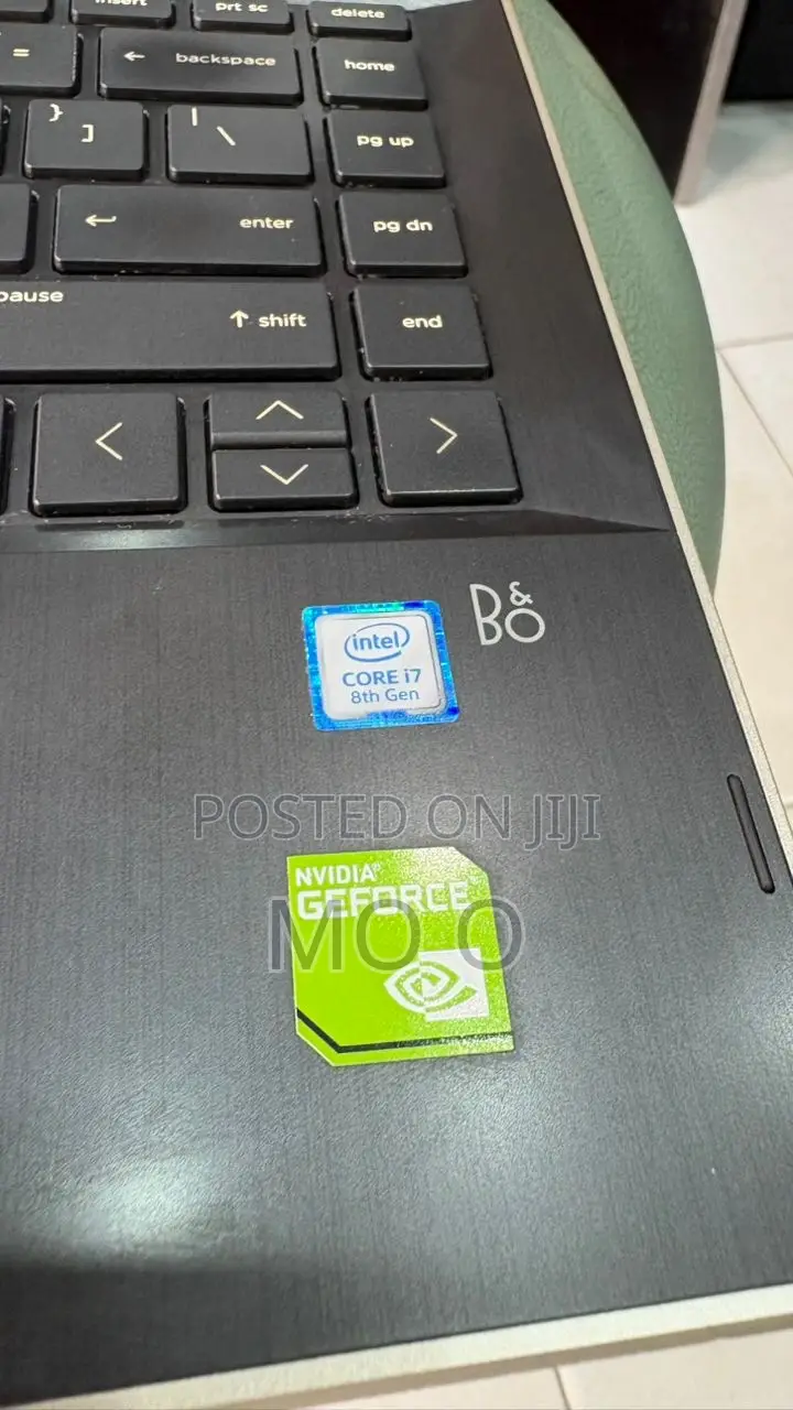 Laptop HP Pavilion X360 8GB Intel Core i7 SSD 256GB